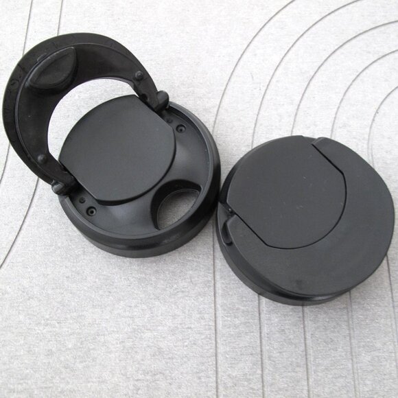 Magic Bullet Original Flip Top To Go lids Replacement Set of 2 black lids - Picture 3 of 8